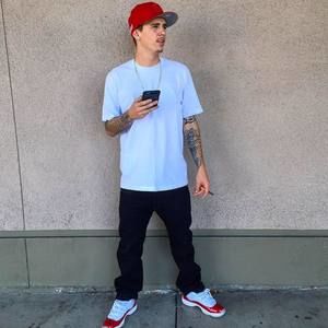 Meet your Posher, Cameron